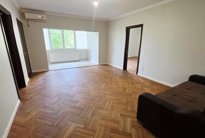 Apartament cu 3 camere semidecomandat, mobilat în Universitate - 11