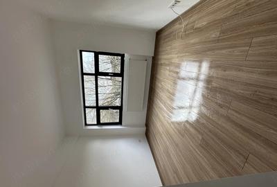 Spațiu comercial, de 42 mp, în Central