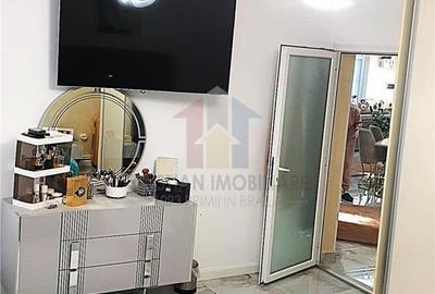 Casă cu 6 camere decomandat cu Teren 280 Mp în Chercea - 10