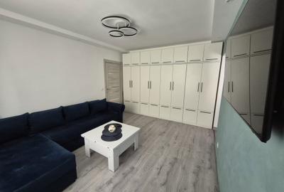 Apartament cu 3 camere semidecomandat în Central - 3