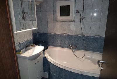 Apartament cu 3 camere decomandat în Dacia - 4