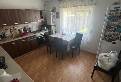 Casă cu 4 camere în Cumpăna