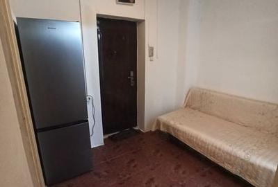 Garsonieră în Titan - 1