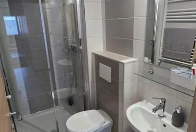 Apartament cu 3 camere decomandat în Ghencea