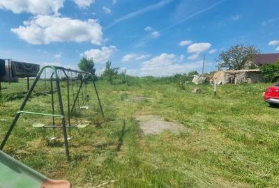Casă cu 3 camere cu Teren 2000 Mp în Central - 4