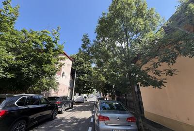 Apartament cu 2 camere semidecomandat, mobilat în 1 Mai - 16