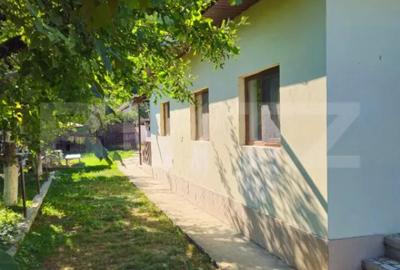 Casă cu 4 camere cu Teren 980 Mp în Brănești