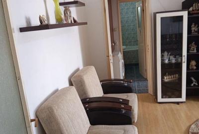 Apartament cu 2 camere semidecomandat în Rovine - 1