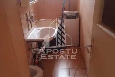 Apartament cu 4 camere semidecomandat în Dâmbovița - 8