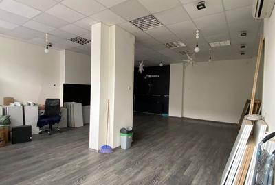 Spațiu comercial, de 60 mp, în Micro 21 - 4