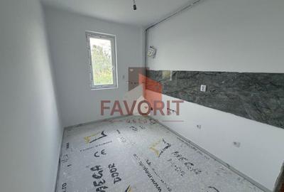 Apartament cu 2 camere semidecomandat în Giroc