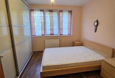 Apartament cu 3 camere decomandat în Cornișa - 6