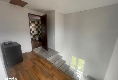 Casă cu 4 camere cu Teren 380 Mp în Romanești - 4