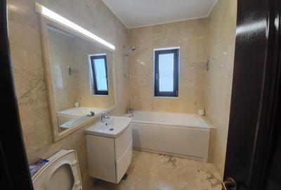 Apartament cu 2 camere semidecomandat în Cug
