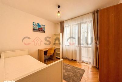 Apartament cu 3 camere decomandat în Horea
