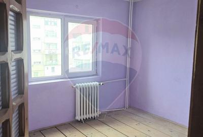 Apartament cu 2 camere decomandat în Central - 8