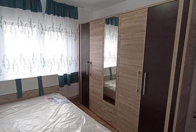 Apartament cu 3 camere decomandat în Bucovina