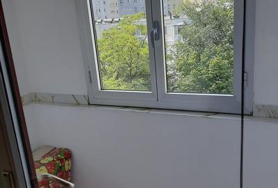 Apartament cu 2 camere decomandat în Alexandru cel Bun
