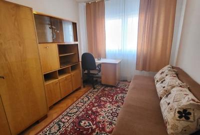 Apartament cu 3 camere decomandat, mobilat în Ștrand - 7