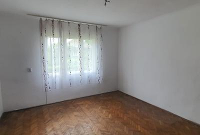 Casă cu 4 camere cu Teren 2200 Mp în Șișești - 5
