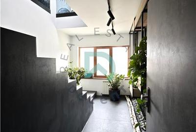 Apartament cu 4 camere decomandat în Brașovul Vechi - 9