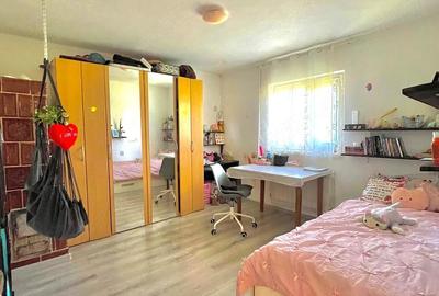 Casă cu Teren 8600 Mp în Giubega - 2