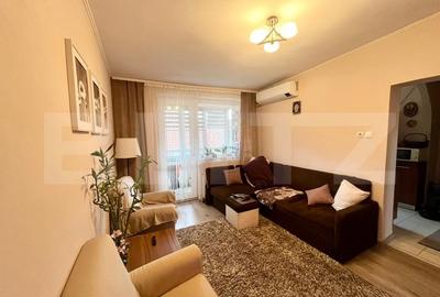 Apartament cu 3 camere semidecomandat, mobilat în Ultracentral