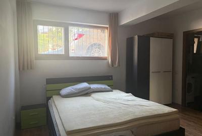 Garsonieră decomandată, mobilată în 1 Mai