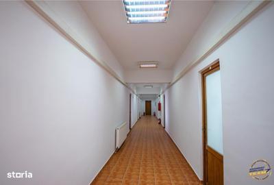 Spațiu comercial, de 40 mp, în Tractorul - 5