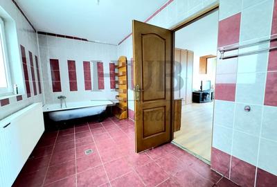 Casă cu 6 camere cu Canalizare în Hemeiuș - 15