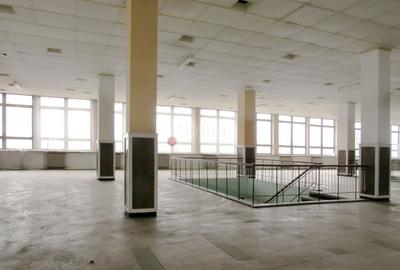 Spațiu comercial, de 2,076 mp, în Ghimbav Livadă - 4