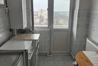 Apartament cu 3 camere decomandat în Bălcescu