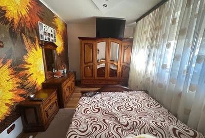 Apartament cu 3 camere semidecomandat în Central - 2