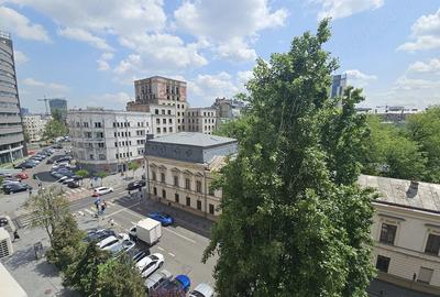 Apartament cu 2 camere decomandat, mobilat în Victoriei