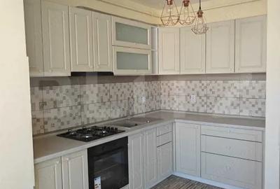 Apartament cu 3 camere semidecomandat, mobilat în Florești - 4