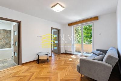 Apartament cu 2 camere nedecomandat, mobilat în 7 Noiembrie