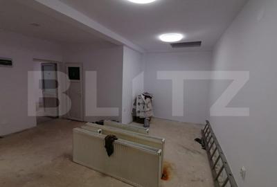 Spațiu comercial, de 73 mp, în Central