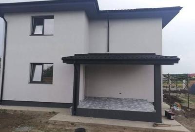Casă cu 4 camere în Valea Ursului - 4