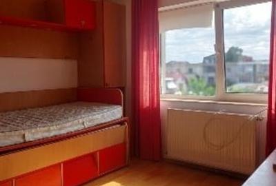 Apartament cu 4 camere decomandat, mobilat în Central - 1