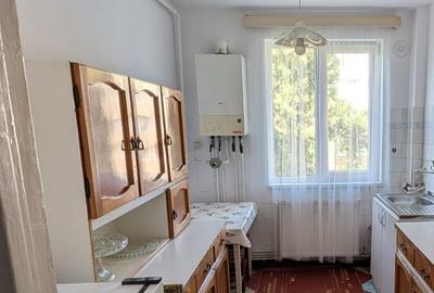 Apartament cu 2 camere semidecomandat în Micro 1