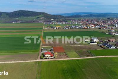 Teren de 922 mp, în Central - 9