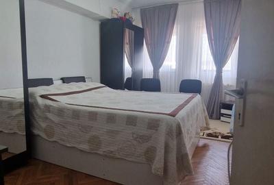 Apartament cu 3 camere în Tolstoi