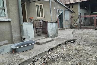 Casă cu 3 camere cu Teren 1100 Mp în Micoșlaca - 2