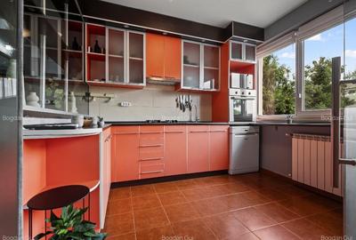 Apartament cu 4 camere decomandat, mobilat în Roșu - 4