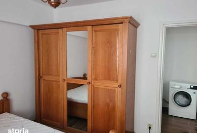 Apartament cu 3 camere decomandat în Rahova