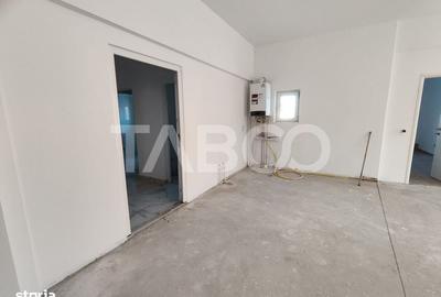 Spațiu comercial, de 2,331 mp, în Central