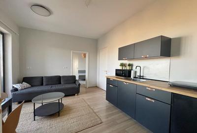 Apartament cu 2 camere semidecomandat, mobilat în P-ța Universității - 1