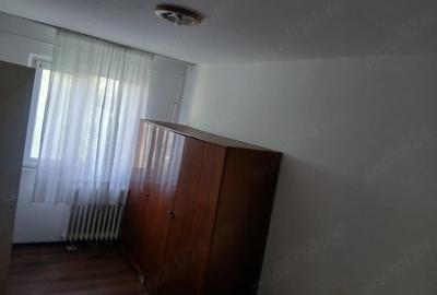 Apartament cu 2 camere semidecomandat în Malu Roșu