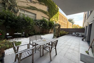 Apartament cu 3 camere decomandat în Domenii