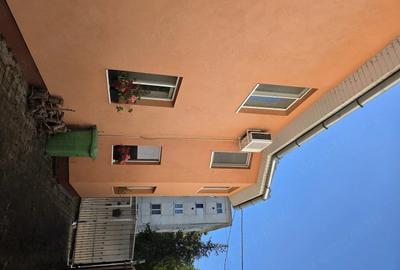Casă cu 2 camere cu Teren 400 Mp în Central - 3